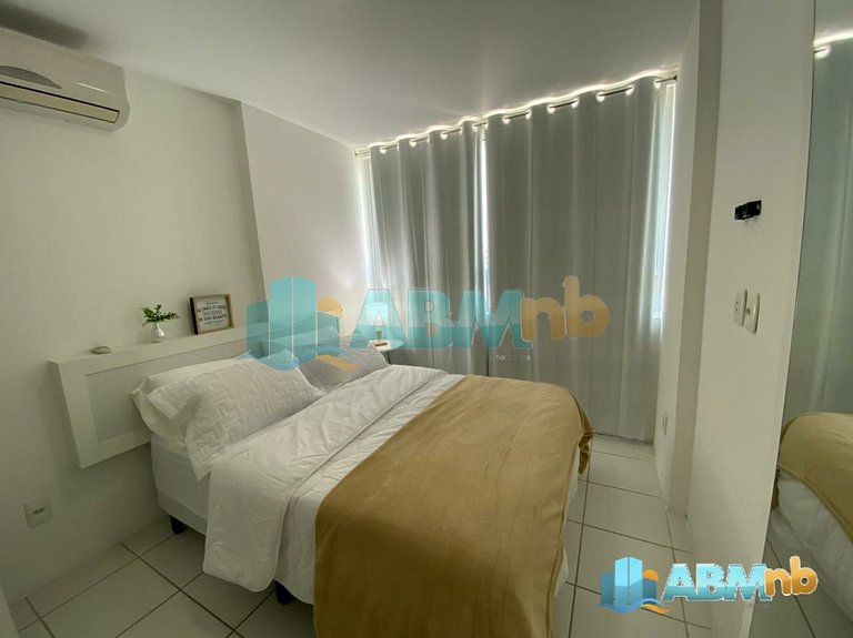 Apê The Best in Manhattan Home Service 802