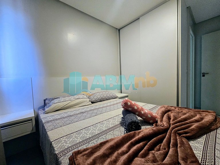 Apê com vista maravilhosa no Ed. Zélia Mota
